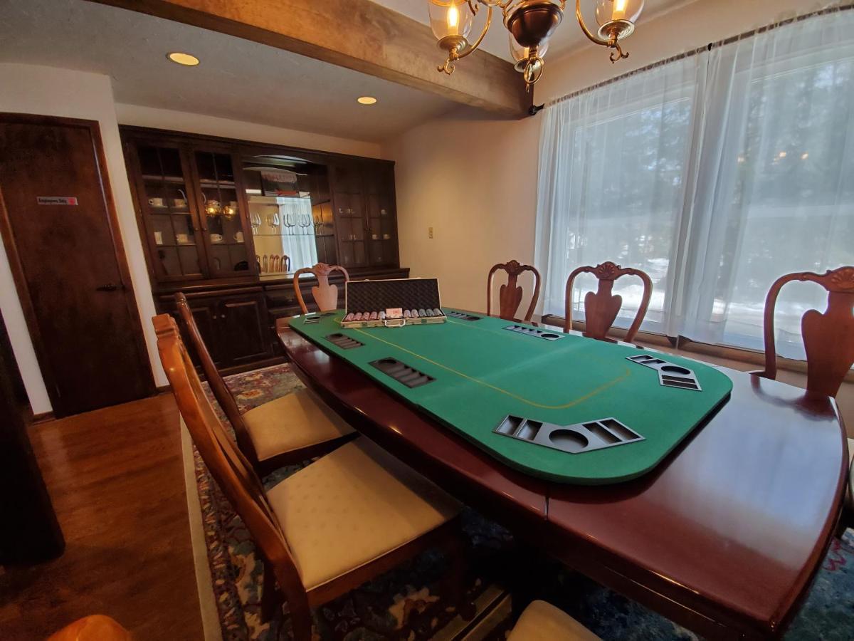 Walk To Pool & Beach - Spacious Gateway, Hot Tub, Game Room Pocono Country Place Exterior photo