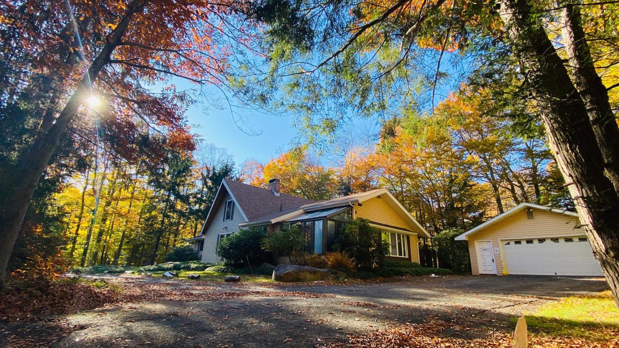 Walk To Pool & Beach - Spacious Gateway, Hot Tub, Game Room Pocono Country Place Exterior photo