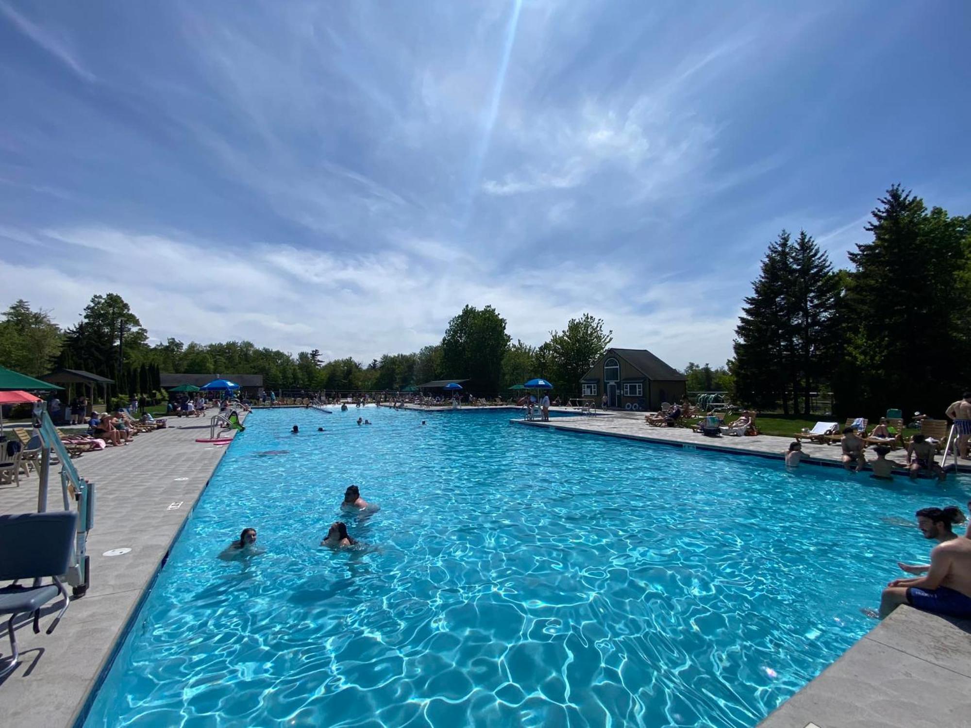 Walk To Pool & Beach - Spacious Gateway, Hot Tub, Game Room Pocono Country Place Exterior photo