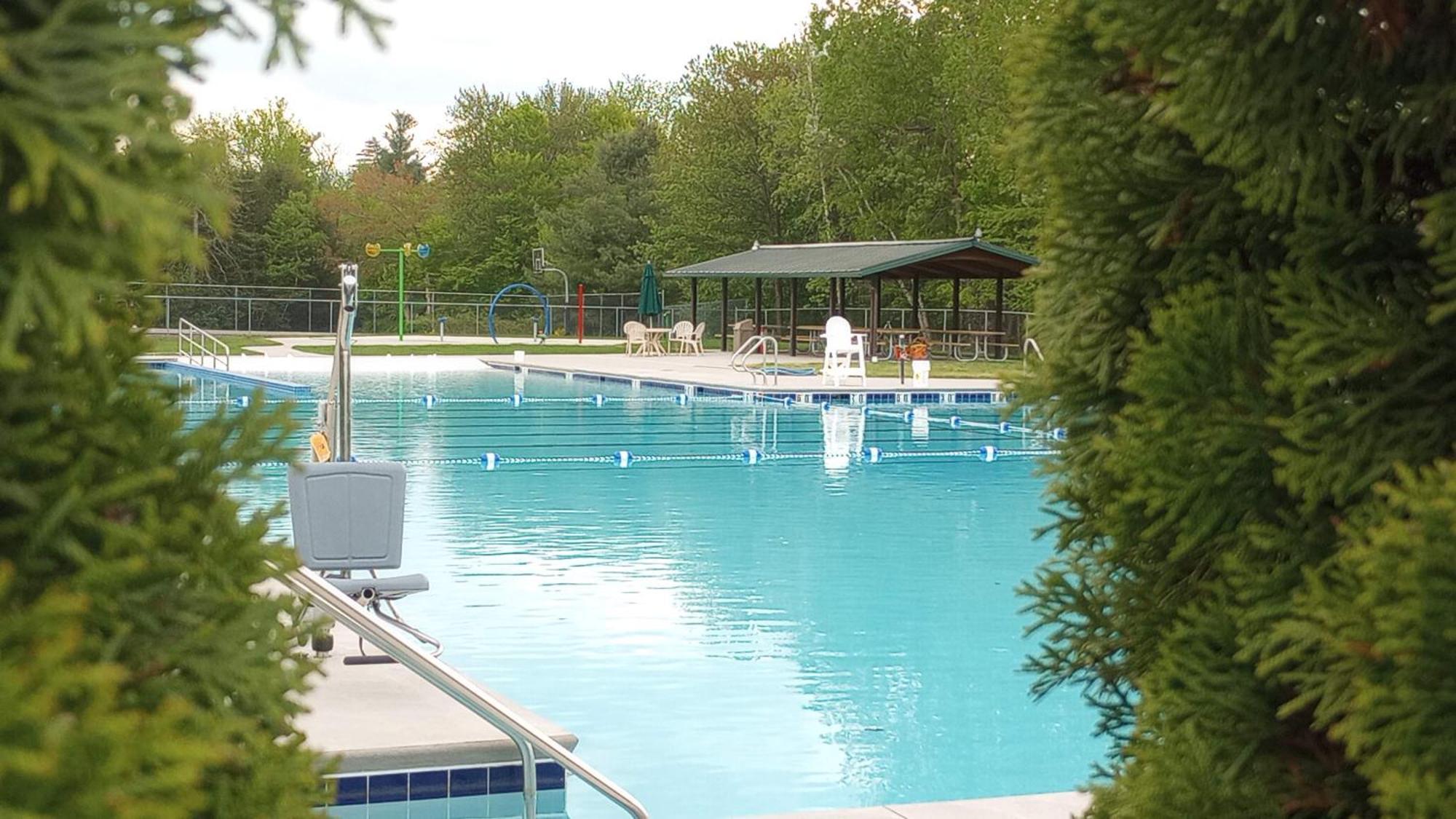 Walk To Pool & Beach - Spacious Gateway, Hot Tub, Game Room Pocono Country Place Exterior photo